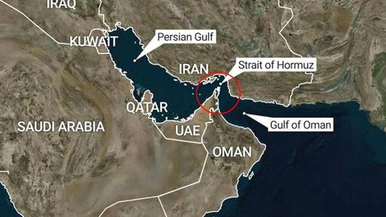 এবার হরমুজ প্রণালি চূড়ান্তভাবে বন্ধের হুঁশিয়ারি ইরানের