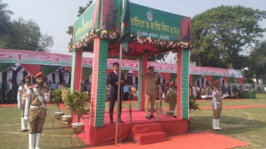 বর্ণাঢ্য আয়োজনে চুয়াডাঙ্গায় মহান স্বাধীনতা ও জাতীয় দিবস উদযাপন