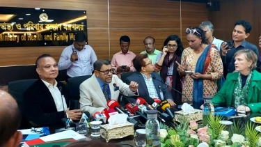 টিকাদান কর্মসূচিতে সরকারের কার্যকর উদ্যোগ