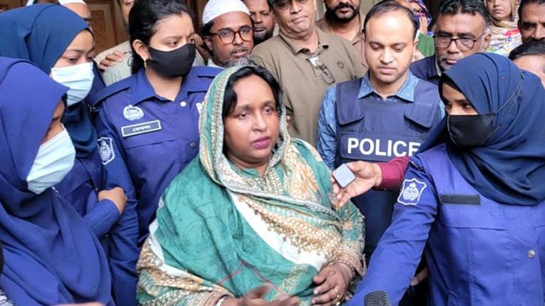 ৫ মামলায় সাবেক মেয়র আইভীর জামিন নিয়ে আদেশ রোববার