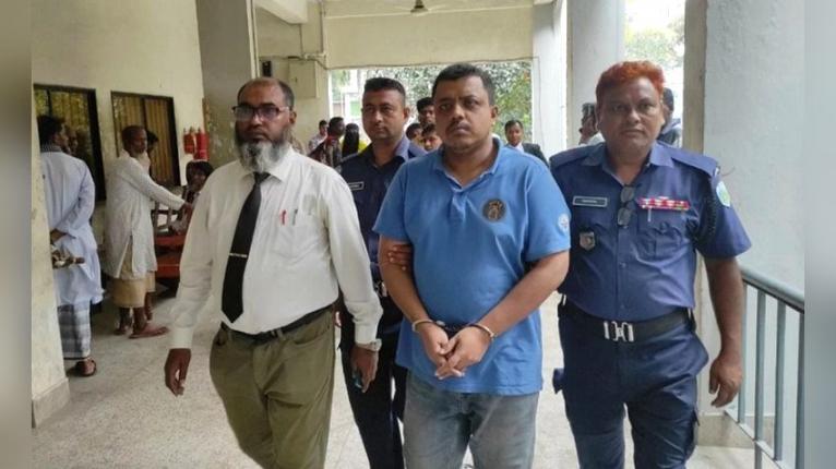 পরীক্ষা চলাকালে শিক্ষার্থীর পায়ে গুলি, শিক্ষকের কারাদণ্ড