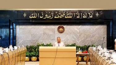 অন্তর্বর্তী সরকারের ১৮ মাসের কর্মকাণ্ডের তদন্ত চেয়ে রিট আবেদন