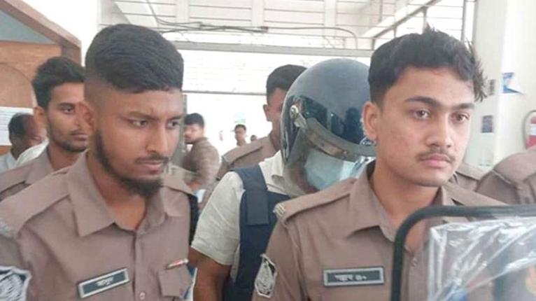 রিমান্ড শেষে কারাগারে ঢাবি শিক্ষক সুদীপ
