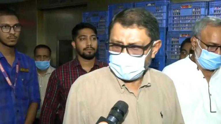 আদ্-দ্বীন মেডিকেলের ছাদে বেকারি দেখে স্বাস্থ্যমন্ত্রীর ক্ষোভ