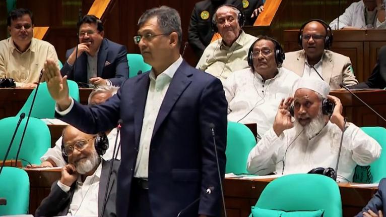 অন্তর্বর্তী সরকারের আমলে দুর্নীতির অভিযোগ তদন্তে দুদকের অনুসন্ধান চান সালাহউদ্দিন