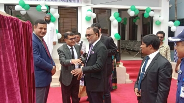 চুয়াডাঙ্গায় ‘ন্যায়কুঞ্জ’ উদ্বোধন করলেন হাইকোর্ট বিভাগের বিচারপতি জাফর আহমেদ