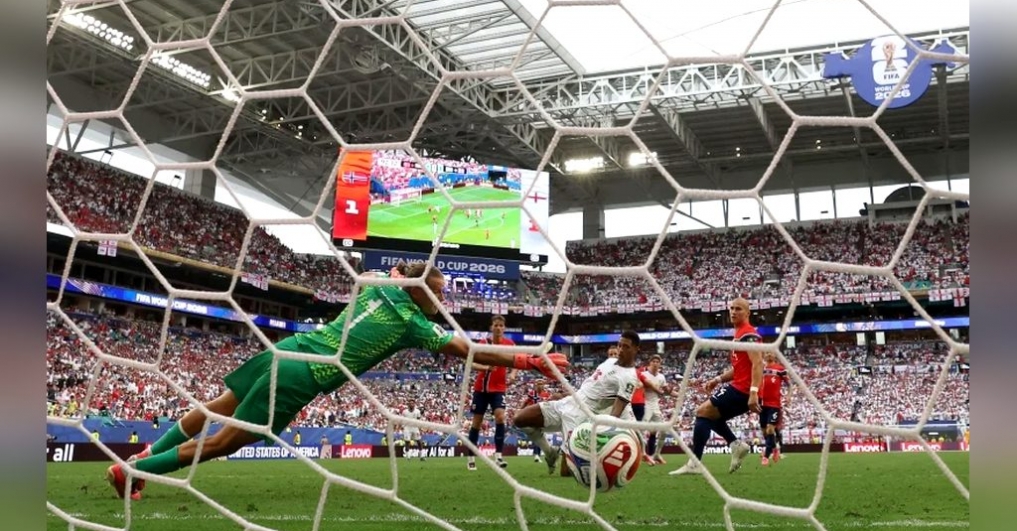 Law says dropped ball, FIFA says no wire touch