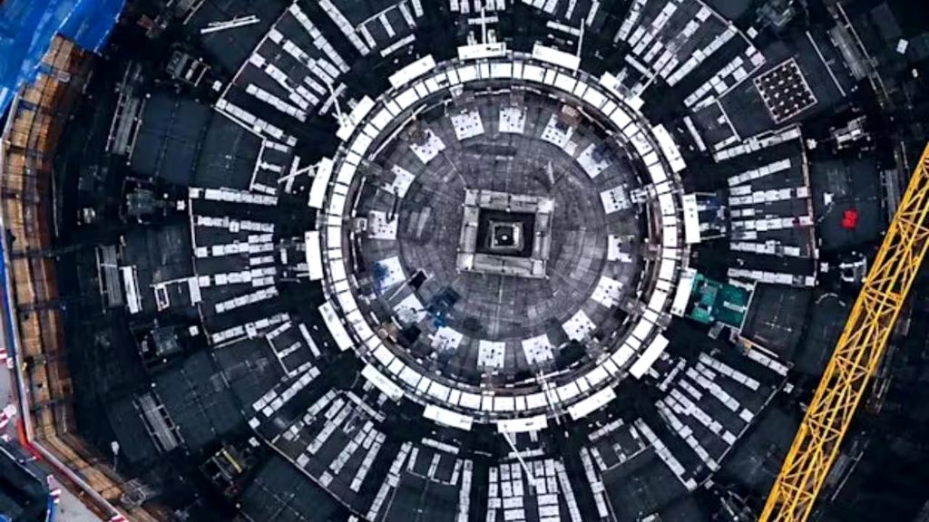 Science & Tech China completes 582-tonne world’s largest magnet, ready to build artificial Sun