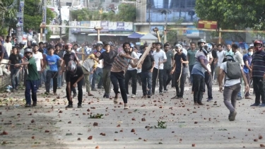 311 extremists remain fugitives